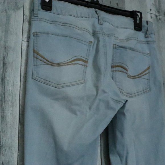 SO | Juniors' Light Blue Wash Skinny Jeggings - Picture 5 of 8